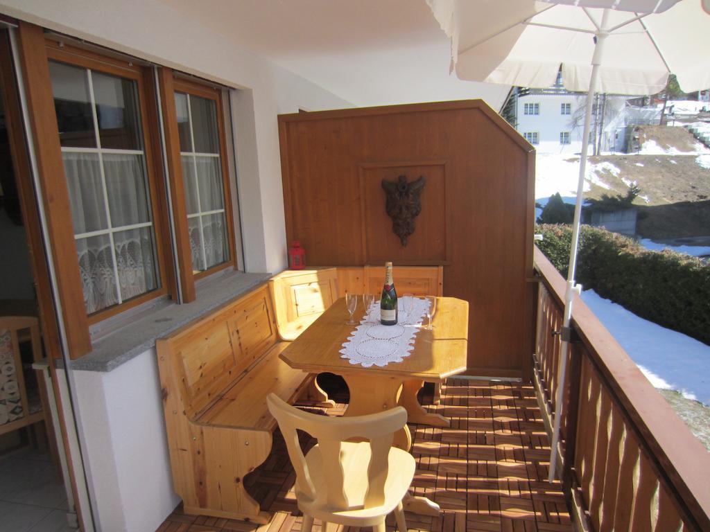 Appartement In 1700M Mit Traumblick Grachen Ngoại thất bức ảnh